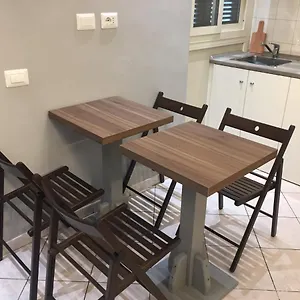 Bakirooms 2*, Roma Italia